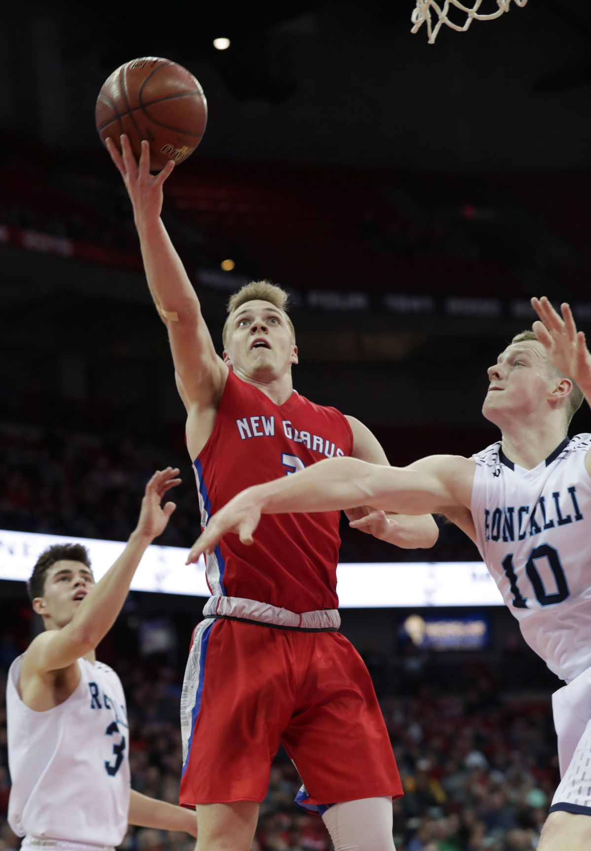 New Glarus 44, Manitowoc Roncalli 41
